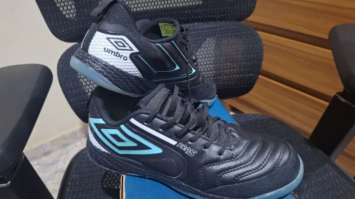 Umbro pro 5 bump