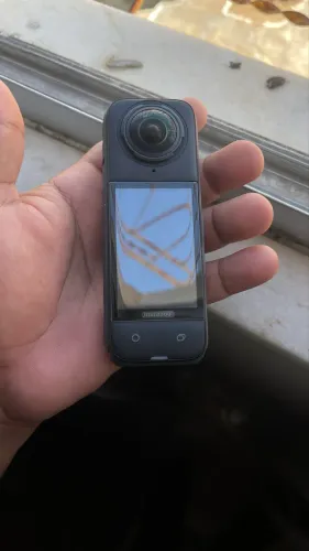 Câmera insta 360x4