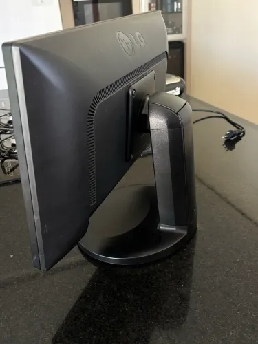 Monitor LG 19.5?