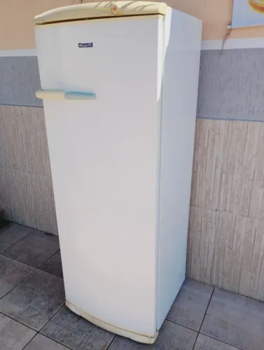 Geladeira Consul, funcionando bem