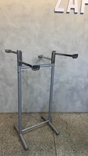  Arara de Chão 4 Braços VR-300/ AT-200