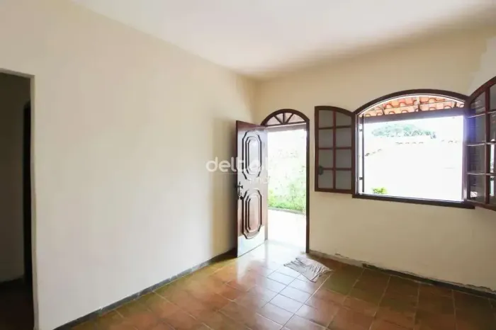 Casa com edícula para locação, 3 quartos, 3 vagas de garagem, Jaqueline, Belo Horizonte, M