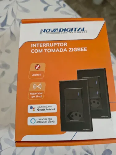 Interruptor com tomada ZigBee 