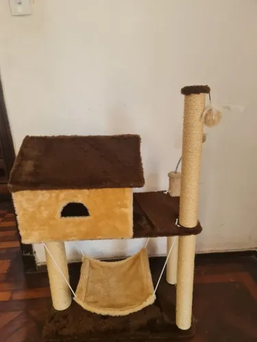 Casa Para Gato Arranhador Com Rede