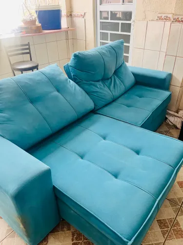 Sofá retrátil com Baú