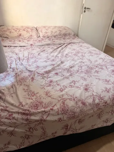 Cama completa com baú