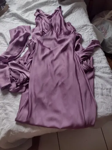 Vestido de festa longo, tamanho M está novo .