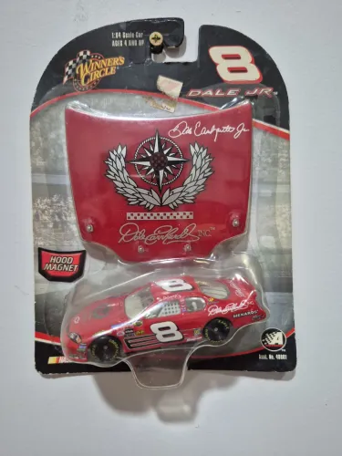 NASCAR Winners Circle Dale Earnhardt Jr. #8 Dale Earnhardt Inc. - Escala 1:64 Hoof Magnet