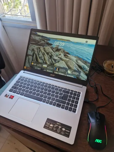 Acer Ryzen 7 / 8gb ram