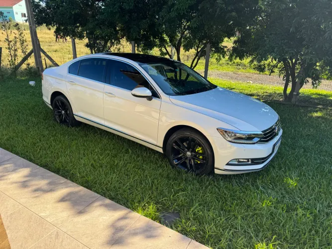 Volkswagen Passat Highline 2.0 TSI 220cv Tip. 2018