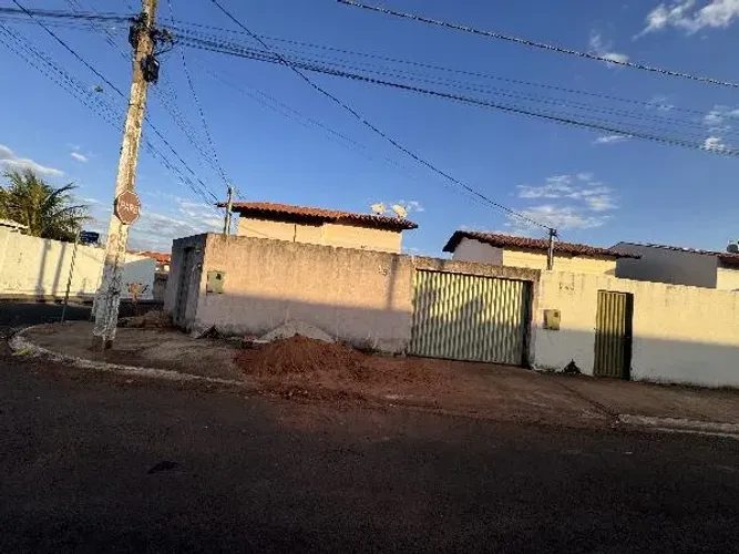 Casa de leilão em PARQUE DOS VERDES / ARAGUARI / MG | Leilão SFI - Edital Único