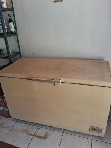 Vendo u. Frizer horizontal. Por 700 zap *11