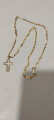 Cordão de ouro maciço vendo ou troco tamanho 63 cm valor a negociar 4.400