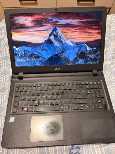 Notebook Acer Aspire ES1-572 - Intel Core i5