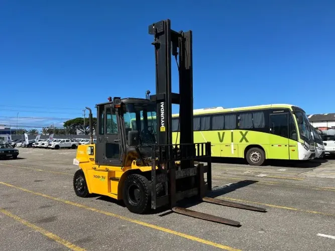 Empilhadeira 7T Hyundai 70D 7EACE