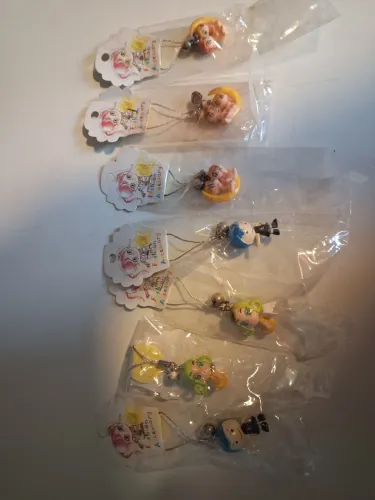 Kit completo 6 chaveiros  diversos 