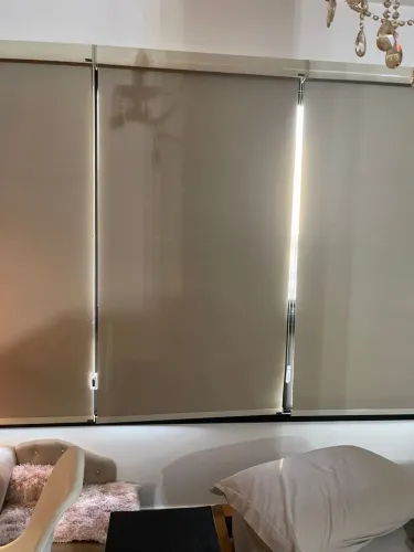 3 Persianas Bege (cerca de 3,25m x 1,73m TOTAL)