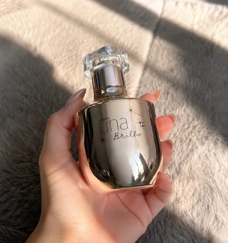 perfume una brilho . natura. 75 ml. nunca usado.