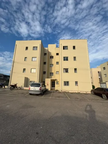 Imóvel para aluguel possui 50 metros quadrados com 2 quartos