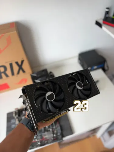 RX 7600XT 16GB @23GAMER_