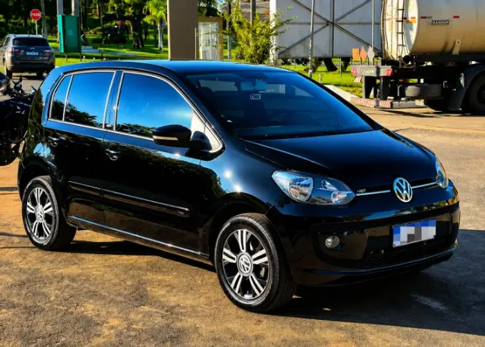 Volkswagen Up! Move 1.0 TSI Total Flex 12V 5P 2017