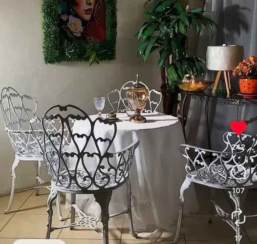 Conjunto de jardim mesa e cadeiras 