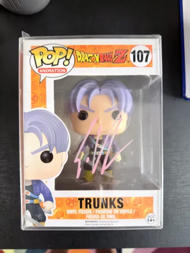Funko pop Dragon Ball Z Trunks - Autografado por Eric Vale 