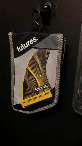Quilhas Futures Legacy P6 Honeycomb Média Importada Novas