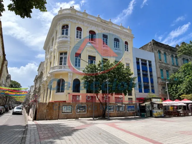 Prédio Comercial para Locação em Recife-PE, Bairro Recife - 1.331,90 m² de Área Disponível