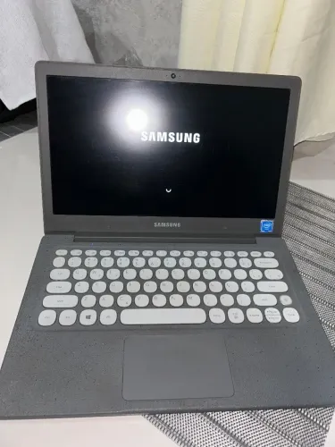 Notebook Samsung flash F30