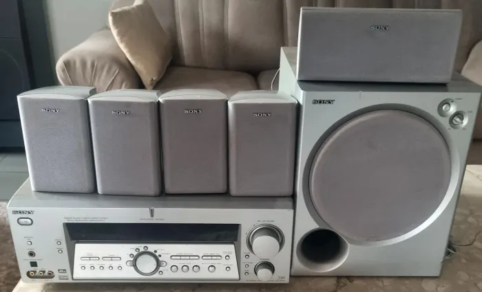 Receiver Sony + Sub ativo + Caixas de Som