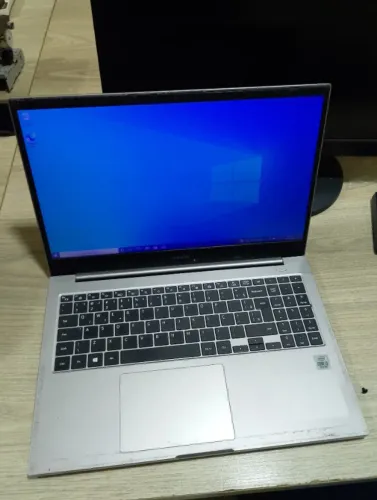 Notebook Samsung Core i3 10° , 8Gb ram, SSD 128, 1TB HD