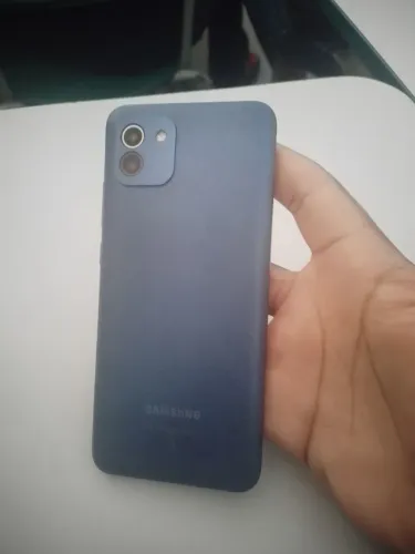 Celular a03 usado