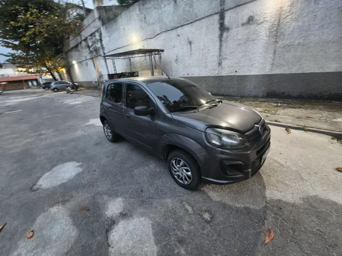 Fiat Uno Attractive 1.0 EVO Fire Flex 8V 5P 2020