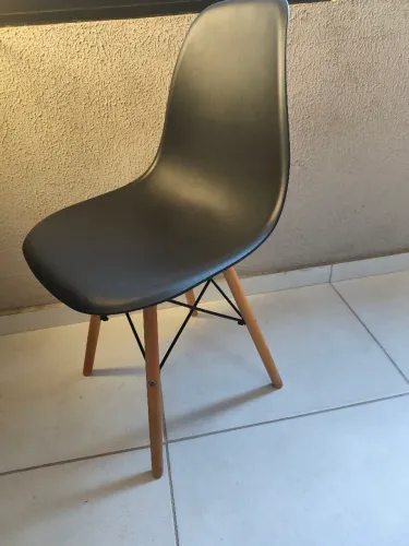 Cadeira Eames Tok&Stok