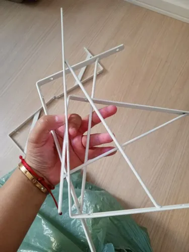 Vendo Algumas cantoneiras brancas de ferro novas