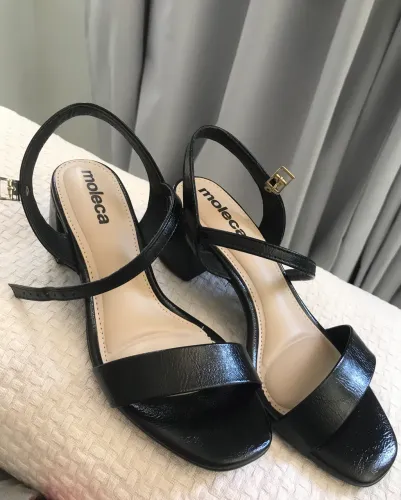 Sandália Nova