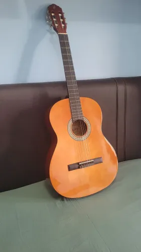 Violão Giannini em excelente estado