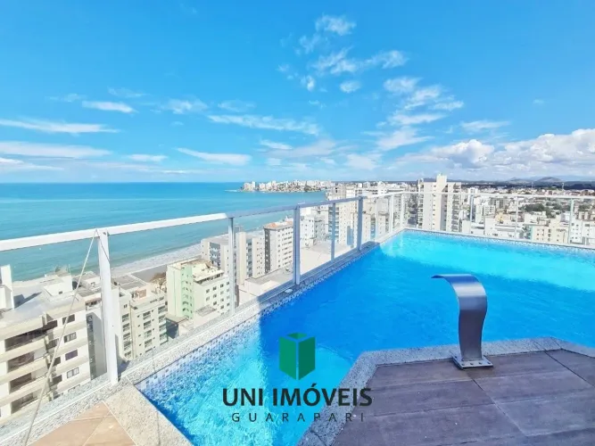 Apartamento reformado, 2 quartos/suíte, todos com vista para o mar e prédio com lazer comp
