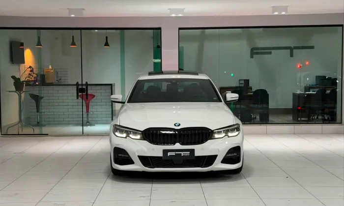 BMW 320I A 2.0 TB M Sport Activeflex 16V 4P 2022