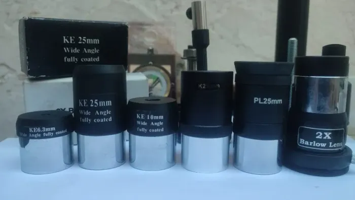 TELESCÓPIO - Diversas lentes e peças para TELESCÓPIO. Vendo somente o lote.