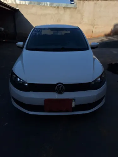 Volkswagen Voyage 1.0/1.0 City MI Total Flex 8V 4P 2014