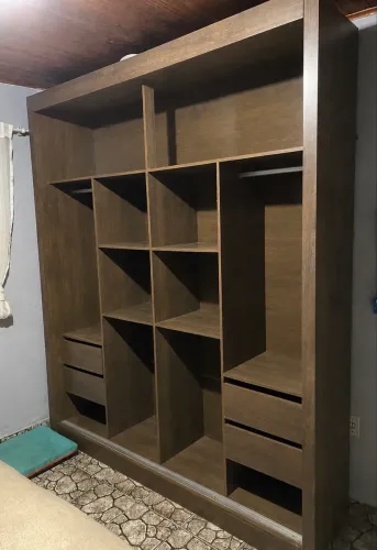 GUARDA ROUPA GRANDE - MDF