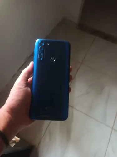 Vendo celular Motorola one fusion