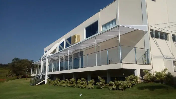 Fabricação de toldos e tendas