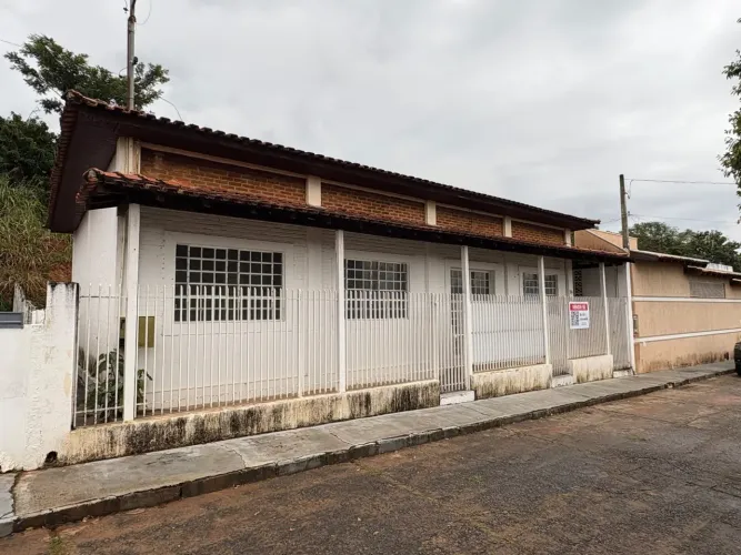 Ponto Comercial para Venda em Pirajuí, Centro, 1 dormitório, 2 banheiros