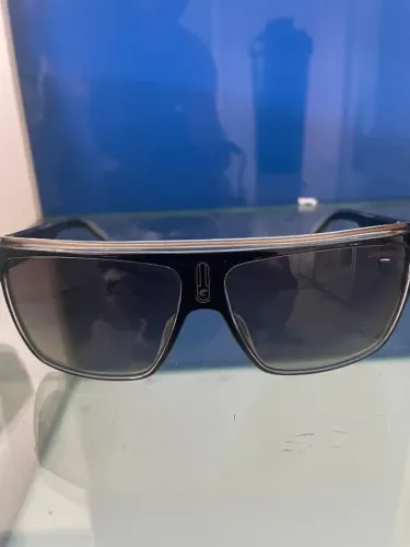 Oculos de sol carrera