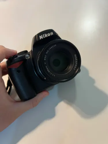Nikon D60 + 18-55 kit + 50mm f/1.7