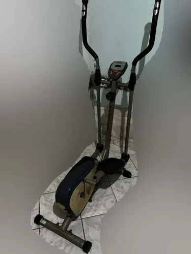 Aparelho de academinha Eliptico Life Gear II