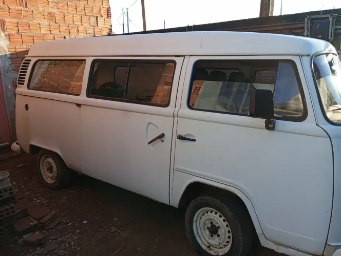 Volkswagen Kombi Standard/ Luxo/ Serie Prata 2003
